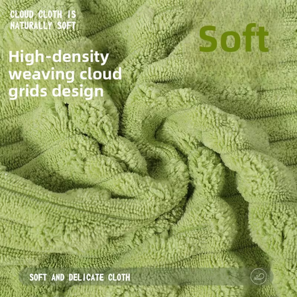 A set of 5 thickened microfiber cleaning cloths, highly absorbent and soft to the touch.