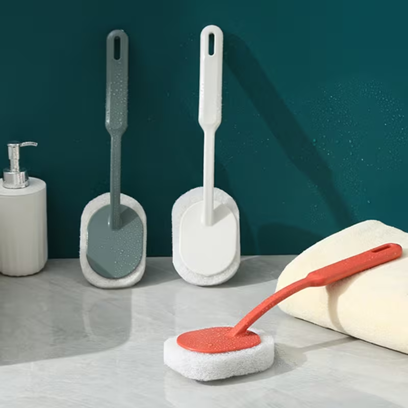 Long-handled sponge brush, designed for deep cleaning of bathtubs.