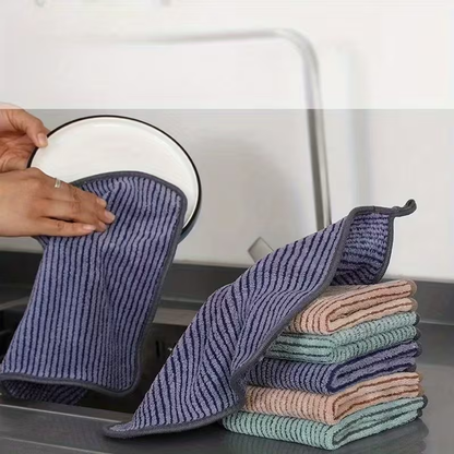 5/10/24-piece pack of cleaning cloths, highly absorbent and lint-free.