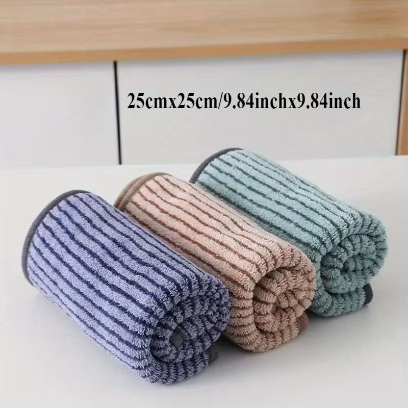 5/10/24-piece pack of cleaning cloths, highly absorbent and lint-free.